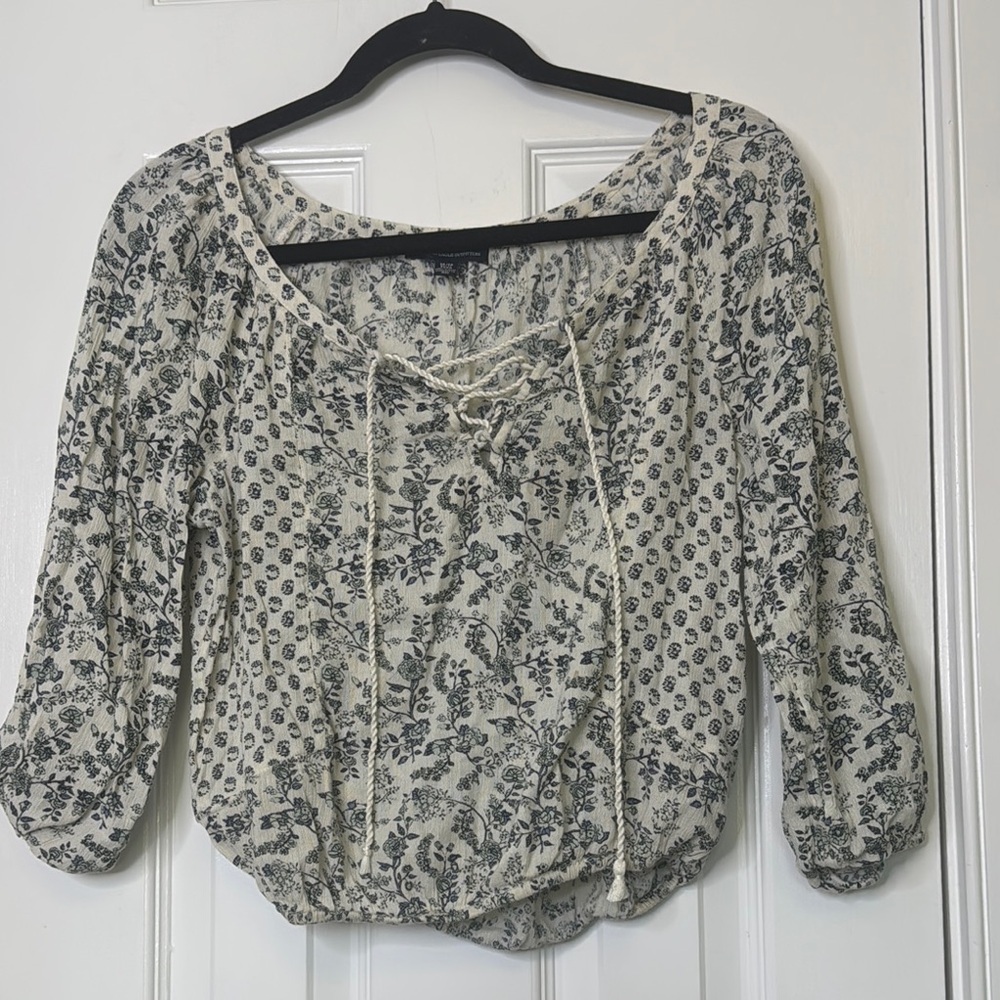 American Eagle Outfitters Smocked Puff Sleeve Blouse in White and Gray